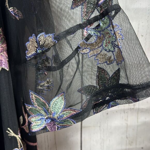 Catherines Black Floral Embroidered Mesh Blouse Womens 4X Elegant Boho Romantic - Picture 7 of 16